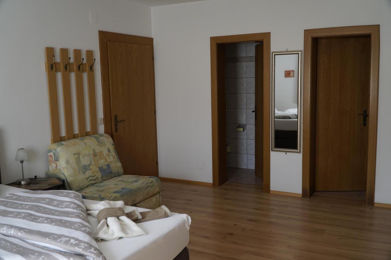 Pension-Ferienwohnung Rotar Faak am See Exteriör bild