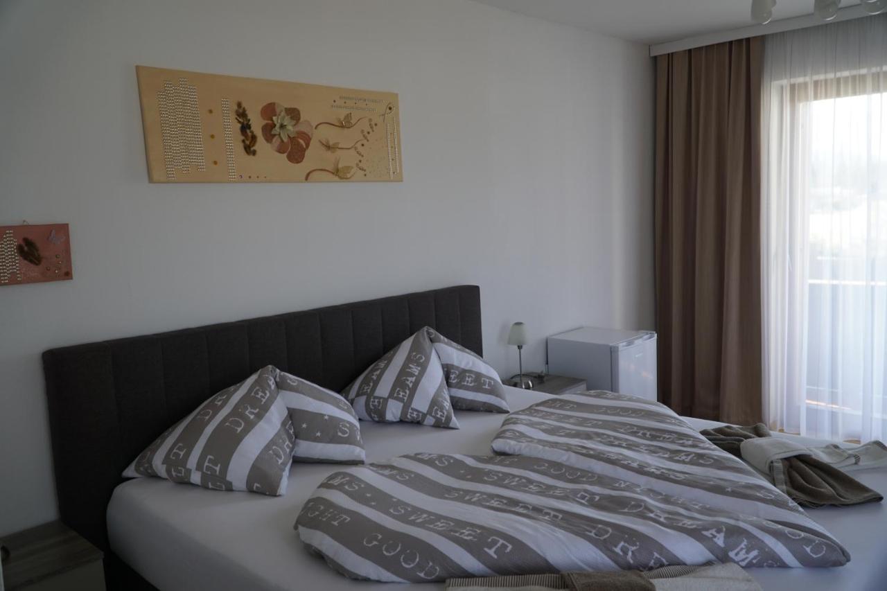 Pension-Ferienwohnung Rotar Faak am See Exteriör bild