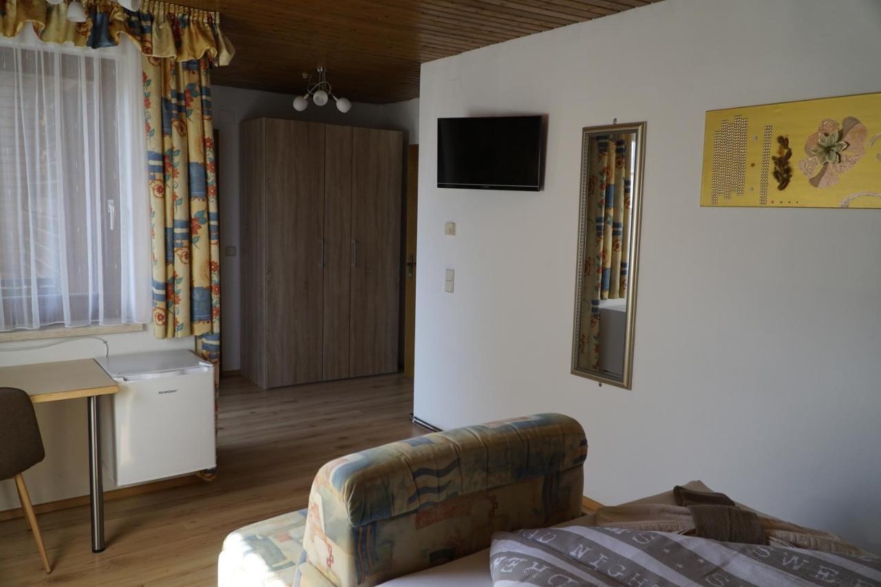 Pension-Ferienwohnung Rotar Faak am See Exteriör bild
