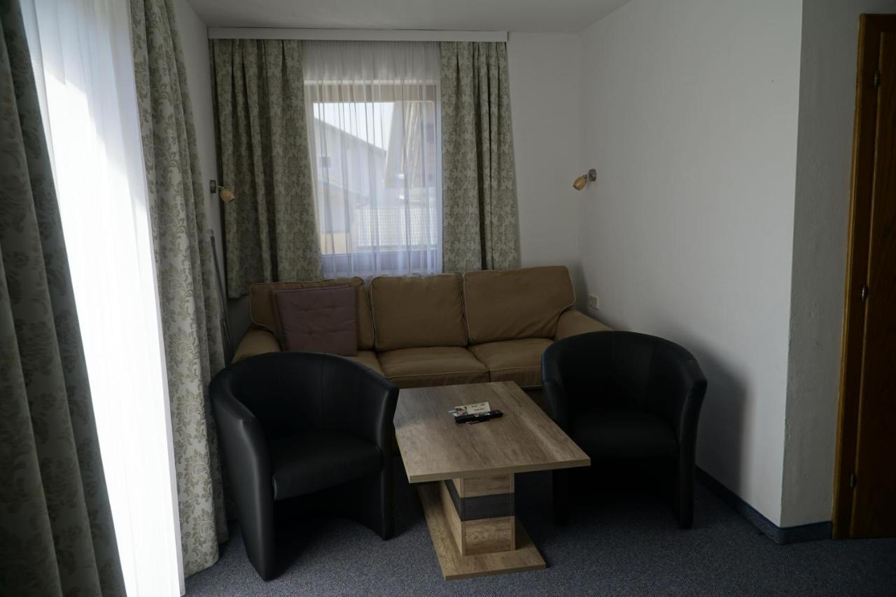 Pension-Ferienwohnung Rotar Faak am See Exteriör bild