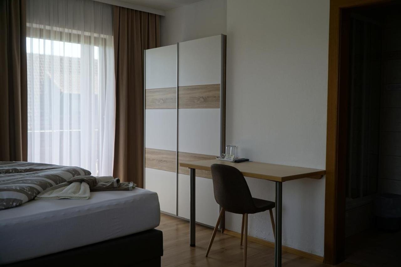 Pension-Ferienwohnung Rotar Faak am See Exteriör bild