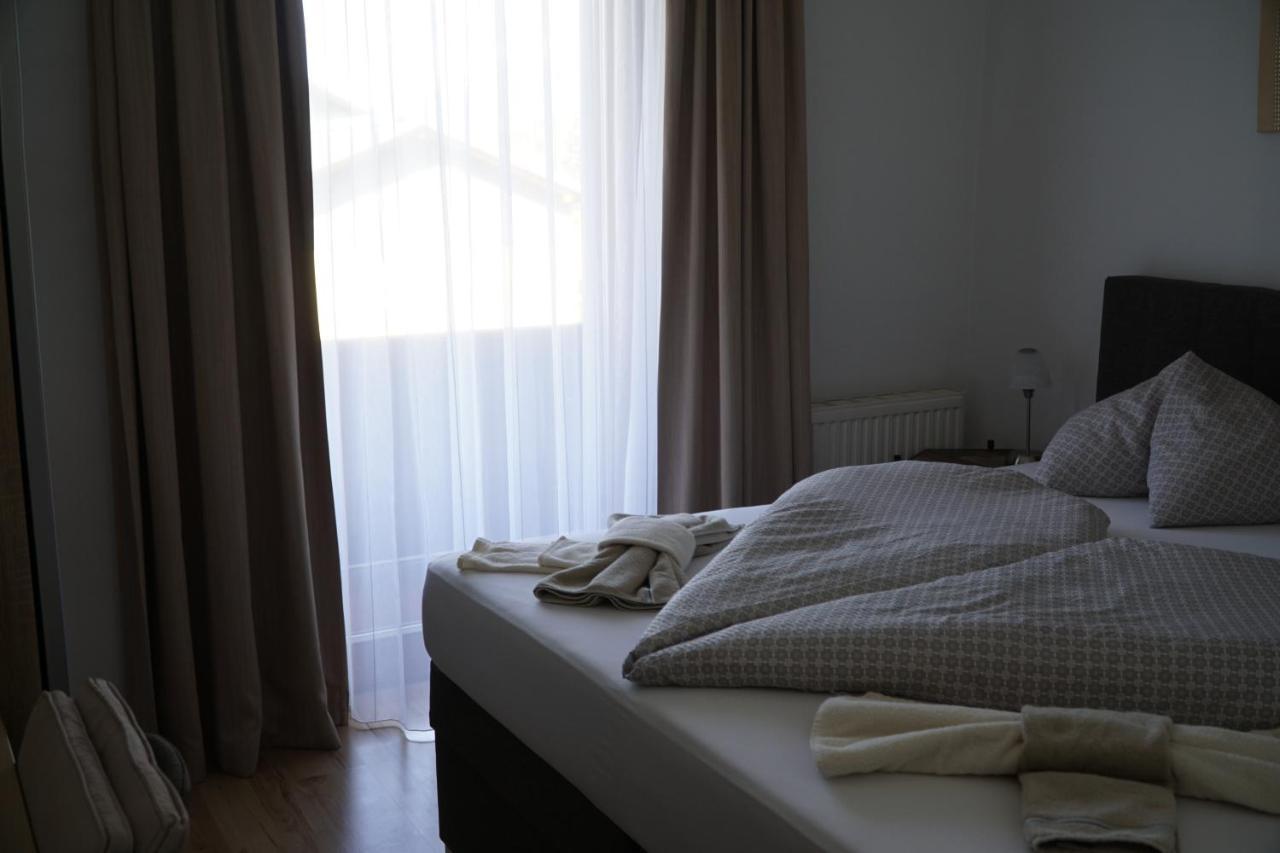 Pension-Ferienwohnung Rotar Faak am See Exteriör bild